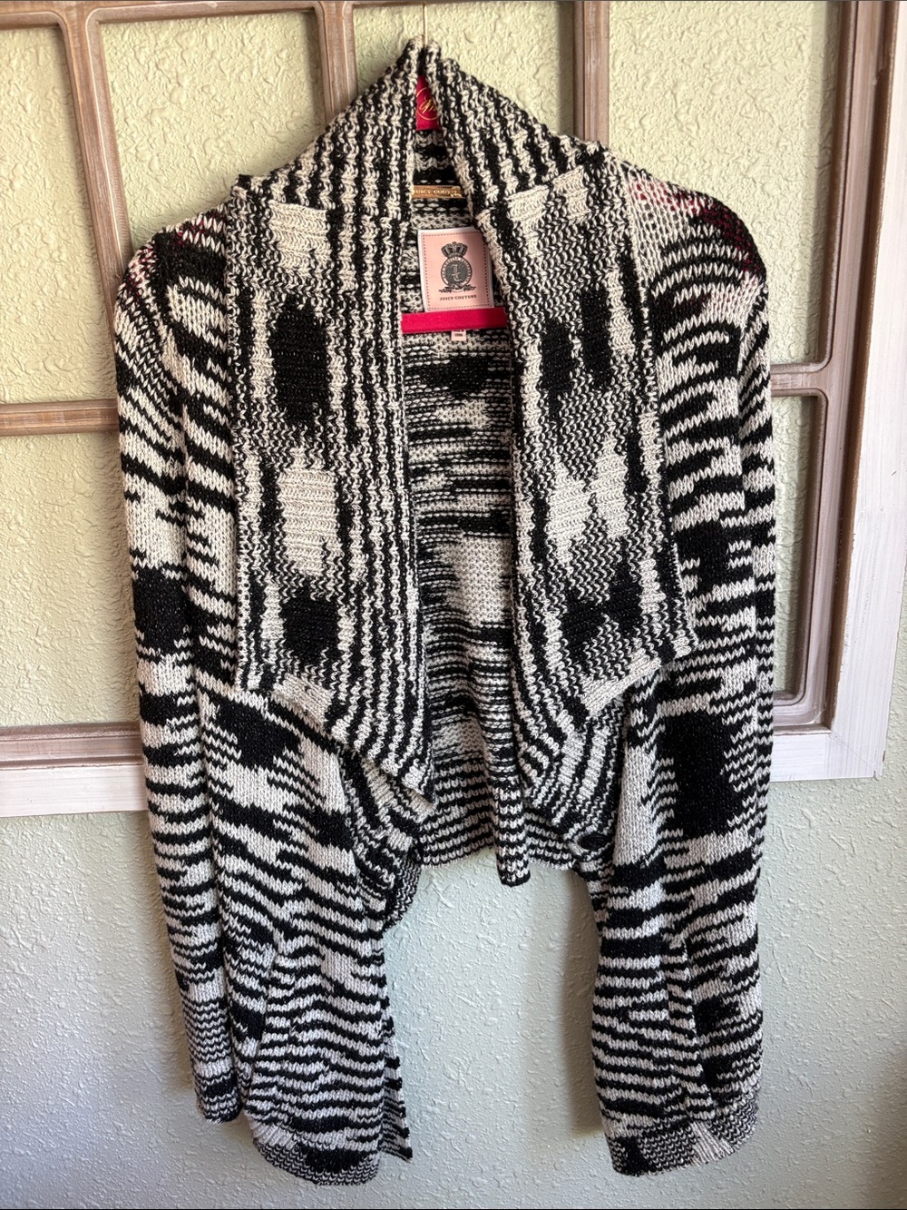 Juicy Couture Black and White Patterned Open-Front Sweater Cardigan - Picture 1 of 6